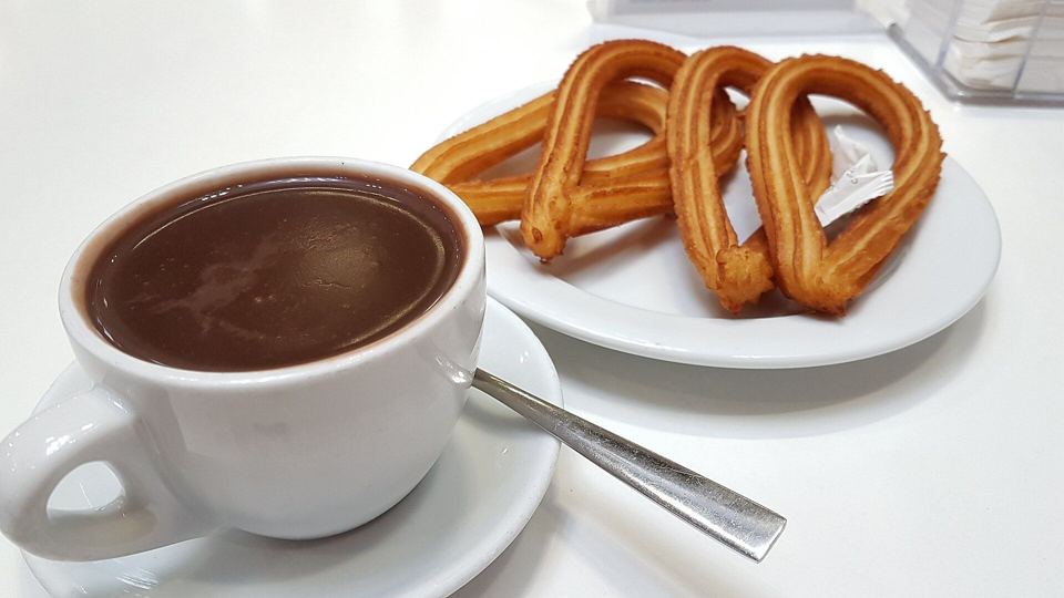 Churros con chocolate